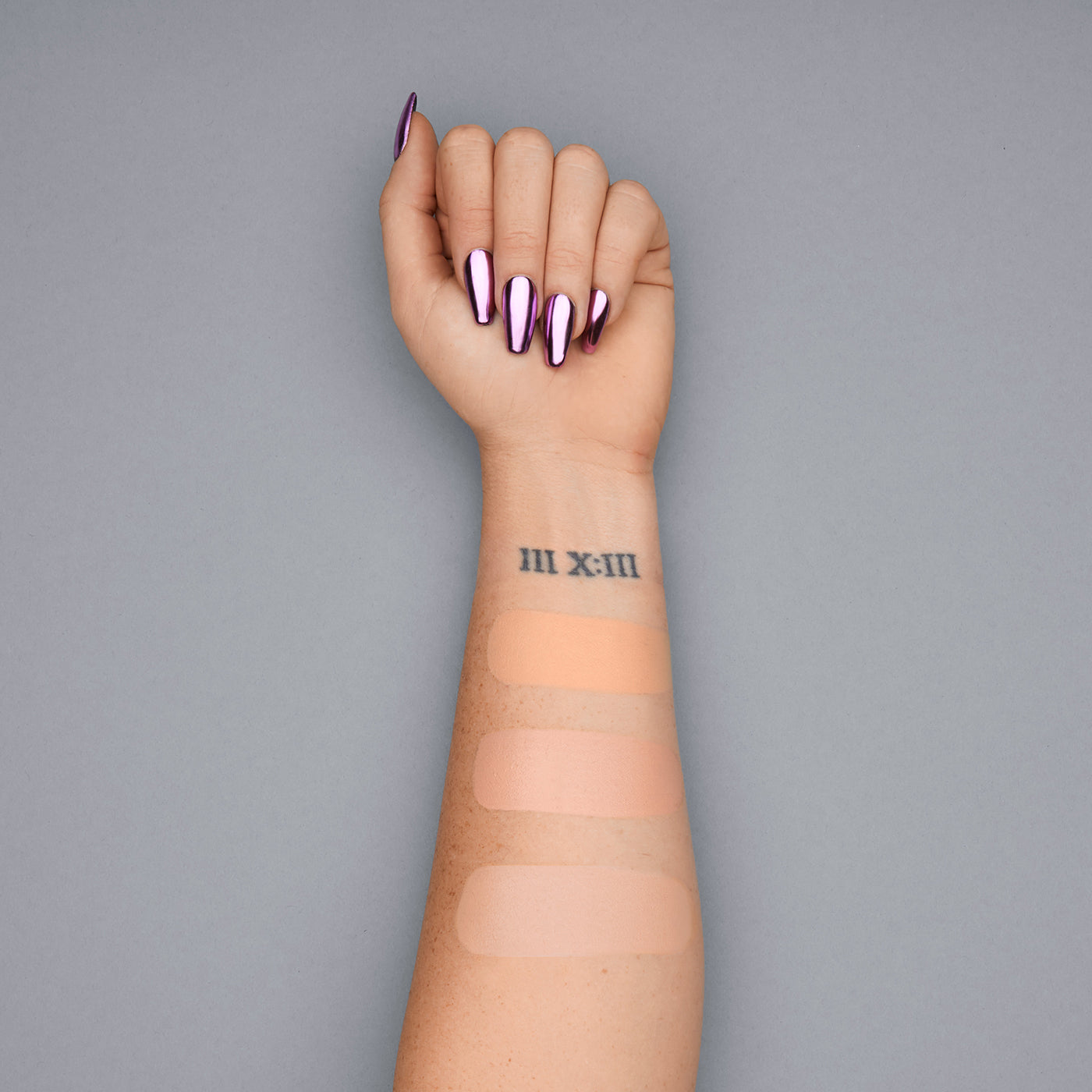 Triclone™ Skin Tech Foundation Discovery Set